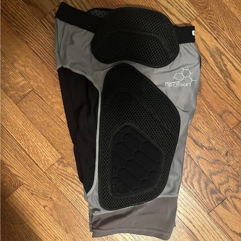 Neoskin padded paintball shorts